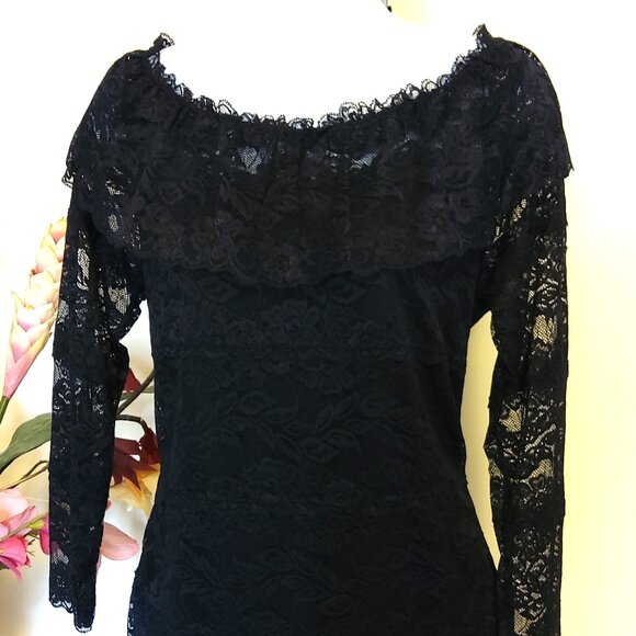 NWT Simon Chang Women’s Black Lace Ruffle Scoop Neck Blouse Top 3/4 Sleeve - Picture 8 of 11
